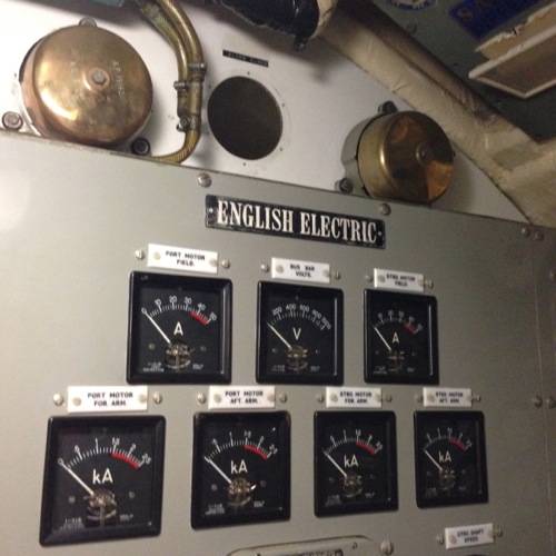 HMAS Ovens